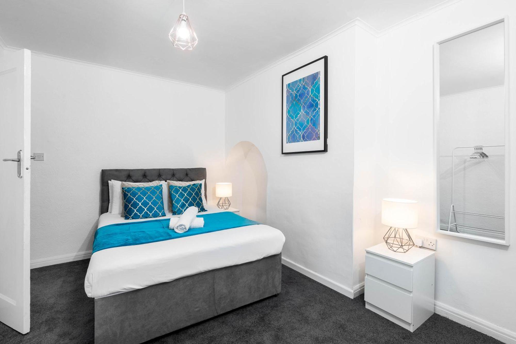 4 Bedroom House - Accommodates 7 - Garden - Parking - Netflix - Wifi - 559T Birmingham Exterior foto